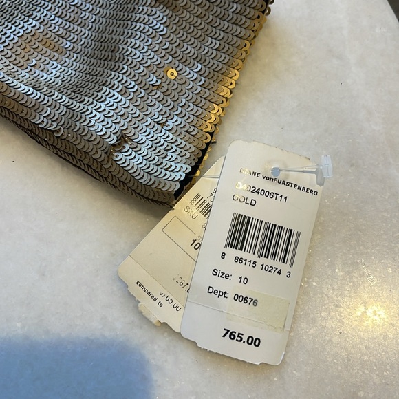 NWT Diane von Furstenberg Pauletta embellished gold sequin silk dress. 10 - Picture 11 of 12